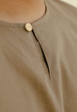 Load image into Gallery viewer, Shirt Men (Brown)