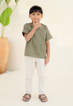Load image into Gallery viewer, Shirt Boy (Olive Green)