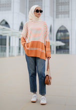 Load image into Gallery viewer, Afreen Knitwear Top (Caramel)