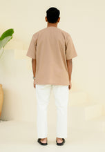 Load image into Gallery viewer, Shirt Men (Nude Brown)