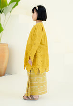 Load image into Gallery viewer, Sepadan Girl (Mustard)
