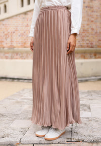 Tyesha Pleated Skirt (Brown)