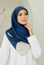 Load image into Gallery viewer, Qhash Square Hijab (Dark Blue)