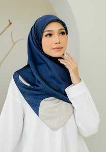 Qhash Square Hijab (Dark Blue)
