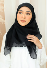 Load image into Gallery viewer, Sulaman Bawal Cotton (Black)