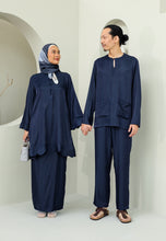 Load image into Gallery viewer, Baju Melayu Embun Men (Dark Blue)