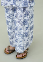 Load image into Gallery viewer, Aman Girl (Dark Blue)