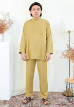 Load image into Gallery viewer, Baju Melayu Nia Men ( Lime Green )