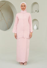 Load image into Gallery viewer, Nyaman Kurung (Soft Pink)