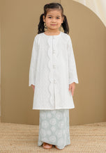 Load image into Gallery viewer, Ratna Girl (Mint Green)