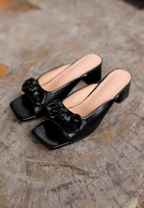 Sofia Bow Heels (Black)