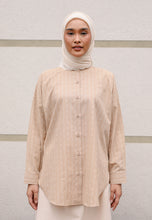 Load image into Gallery viewer, Zulfa Embroidered Top (Nude)