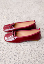 Load image into Gallery viewer, Beau Ballerina Pump (Red)