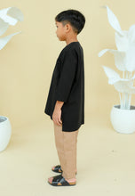 Load image into Gallery viewer, Kerabat Kurta Boy (Black)