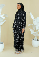 Load image into Gallery viewer, Ikatan Kurung (Black)