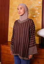 Load image into Gallery viewer, Bazla Reversible Top (Dark Brown)