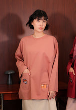 Load image into Gallery viewer, Bora Cat T-shirt (Blush Pink)