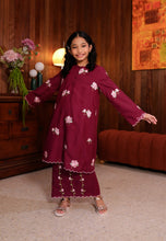 Load image into Gallery viewer, Lestari Girl (Burgundy)