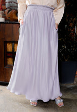 Load image into Gallery viewer, Tyesha Pleated Skirt (Pale Purple)