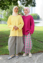 Load image into Gallery viewer, Zen Boxy T-Shirt (Pastel Yellow)