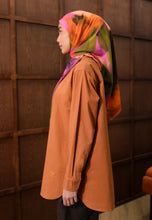 Load image into Gallery viewer, Erum Linen Top (Brownish Orange)