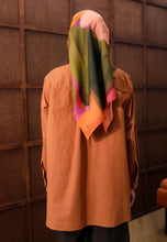Load image into Gallery viewer, Erum Linen Top (Brownish Orange)