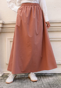 Heidi Plain Skirt (Dark Brown)