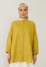 Load image into Gallery viewer, Hessa Linen Top (Mustard)