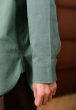 Load image into Gallery viewer, Erum Linen Top (Dusty Green)