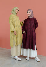 Load image into Gallery viewer, Ibna Printed Tunic (Burgundy)