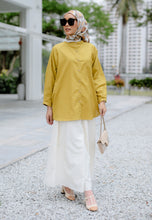 Load image into Gallery viewer, Hessa Linen Top (Mustard)