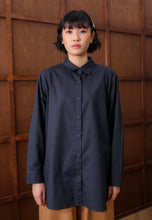 Load image into Gallery viewer, Erum Linen Top (Charcoal Grey)