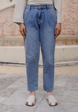 Load image into Gallery viewer, Mom Jeans (Washed Marine Blue)