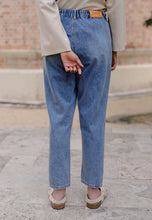 Load image into Gallery viewer, Mom Jeans (Washed Marine Blue)