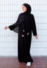 Load image into Gallery viewer, Preorder Yumna Shirt Caftan (Black Nursing Friendly)
