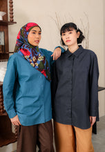Load image into Gallery viewer, Erum Linen Top (Charcoal Grey)