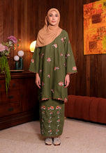 Load image into Gallery viewer, Lestari Kurung (Olive Green)