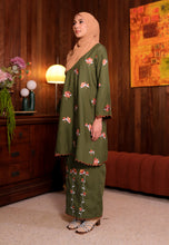 Load image into Gallery viewer, Lestari Kurung (Olive Green)