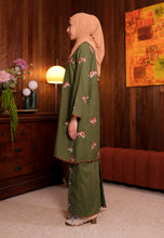Load image into Gallery viewer, Lestari Kurung (Olive Green)