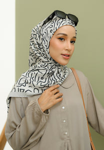 Rylaa Square Hijab (Doodle Beige)