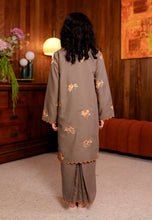 Load image into Gallery viewer, Lestari Girl (Taupe)