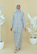 Load image into Gallery viewer, Ikatan Kurung (Silver)