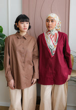 Load image into Gallery viewer, Erum Linen Top (Maroon)