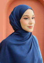 Load image into Gallery viewer, Bayu Halfmoon Satin Shawl (Navy Blue)
