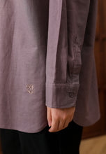 Load image into Gallery viewer, Erum Linen Top (Dusty Purple)