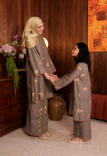 Load image into Gallery viewer, Lestari Girl (Taupe)