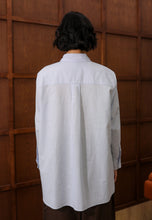 Load image into Gallery viewer, Erum Linen Top (Ice Blue)