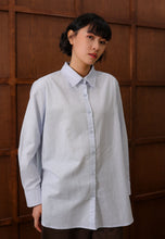 Load image into Gallery viewer, Erum Linen Top (Ice Blue)