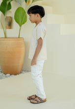 Load image into Gallery viewer, Shirt Boy (Cream White)