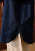 Load image into Gallery viewer, Erum Linen Top (Midnight Blue)